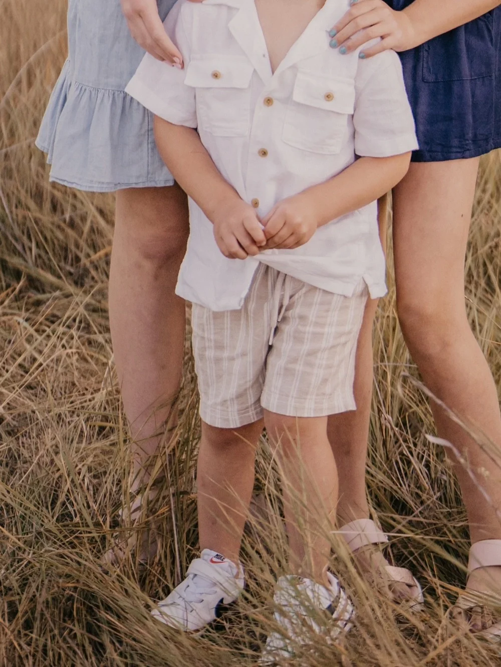 Old Navy Classic White Short-Sleeve Button Front Shirt for Boys-4T